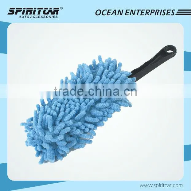 Folding snow shovel with cartbon steel