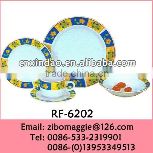 Round Shape 20pcs Floral Designed Wholesale Dinner Set Porcelain Custom Made