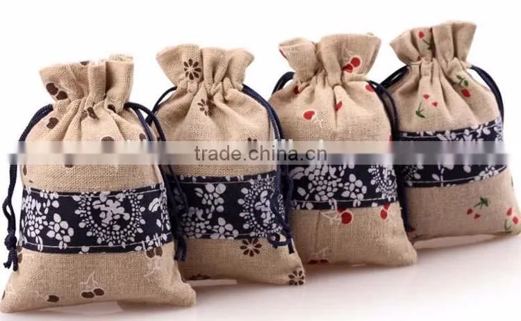 Welcome customized logo eco-linen fibric gift jewelry bag,promotion christmas drawstring gift bags