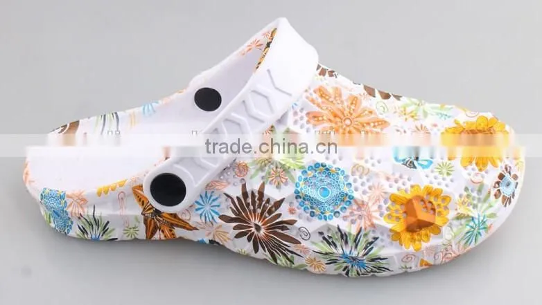 2016 JinJiang Factory New Design Water Transfer Printing EVA Clogs Women EVA Garden Shoes