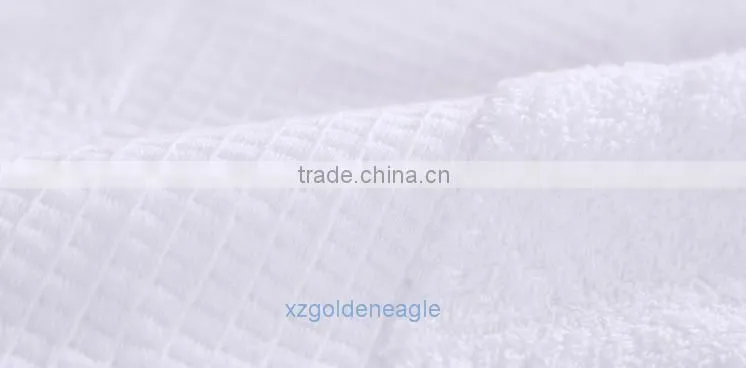 White Color of Cotton Bath Towel