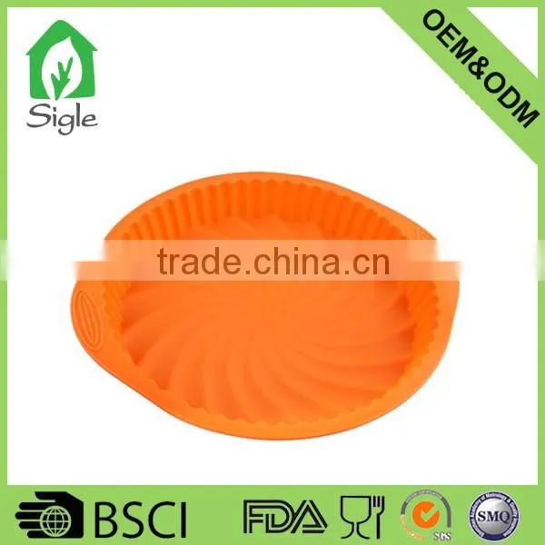 FDA SGS FLGB approved Best selling Unique Silicone cake baking Pan cake mold bakeware