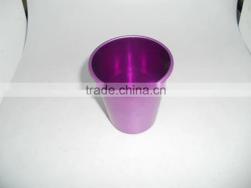 Small aluminium drinking mug