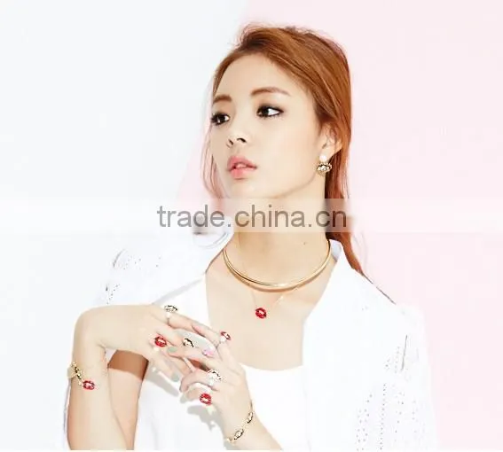 2016 Fashion Women Punk Necklaces Charm Party Gold Plated Red Lip Necklace Choker Collar Necklace