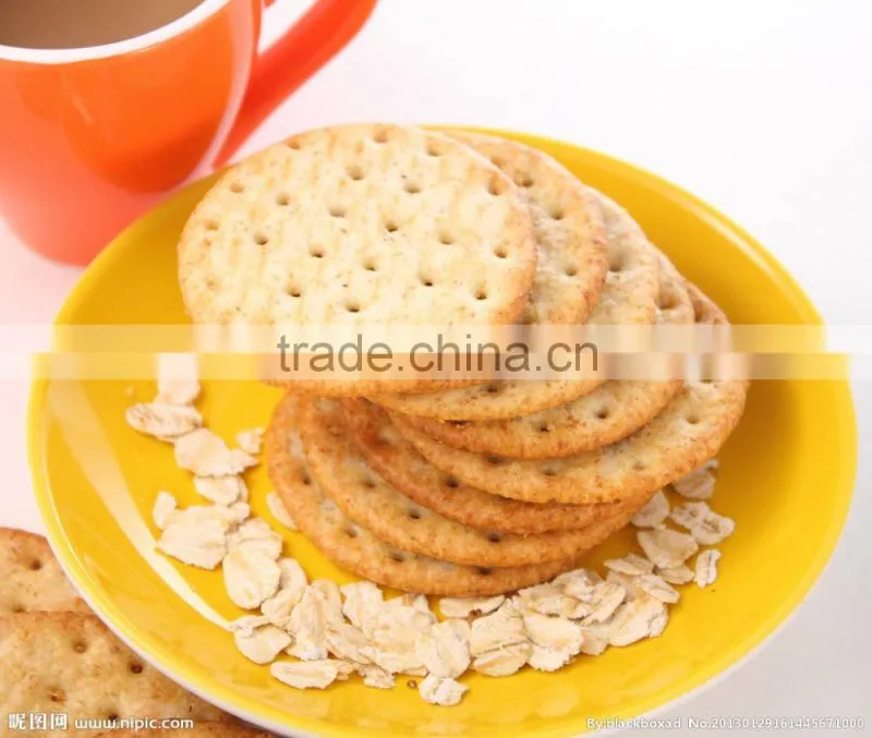 Super Big Biscuit Cracker With Fresh Sping Onion