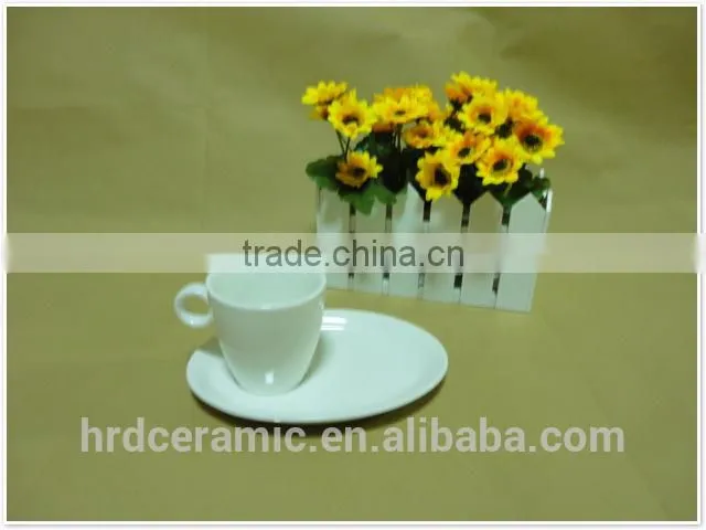 whtie promotion ceramic coffee mug and ceramic plate,white ceramic mug