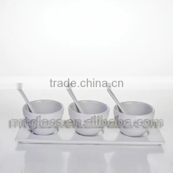 Handmade wholesale 3 pcs set white ceramic serving soup noodle bowls with lids
