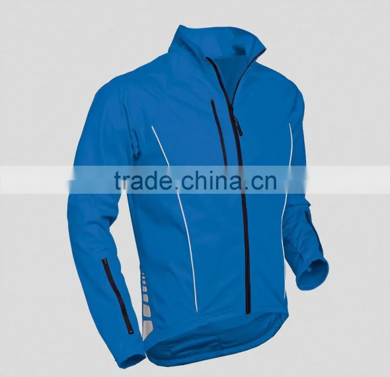 Night rider 3M reflective trim softshell jacket for man in green