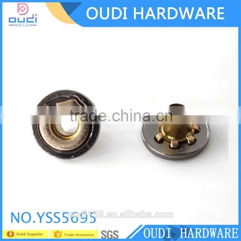 Zinc alloy alphabet G garment eyelets accessories hot seeling in Guangzhou