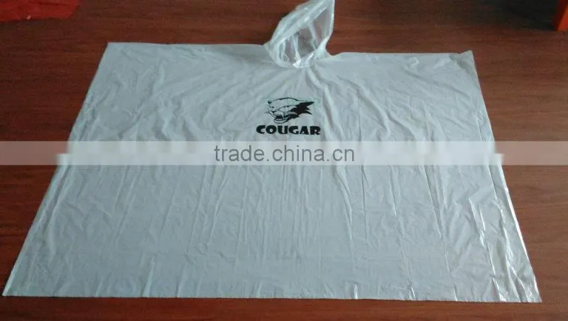 Virgin disposable plastic rain poncho with 0.015mm-0.03mm thickness