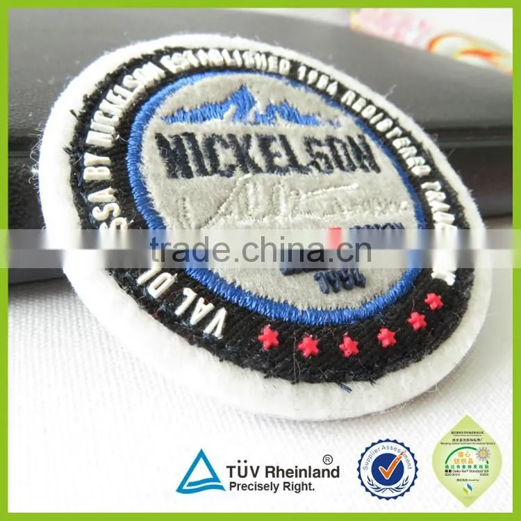 Customized decorative soft clothing brand patches hard pvc badge
