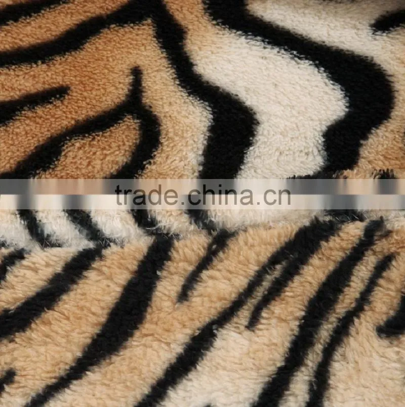 China wholesale 100% Polyester Flannel Fleece Blanket With Satin Binding