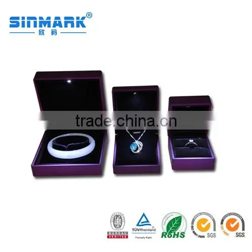 Customize unique engagement ring boxes ,leather jewellery boxes,necklace and earring gift box