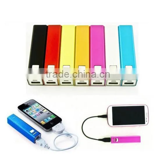 Custom logo 2600mAh best quality metal power bank travel charger
