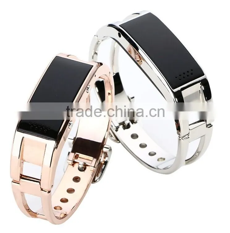 Smart bluetooth bracelet D8 with camera remote control and sleep management