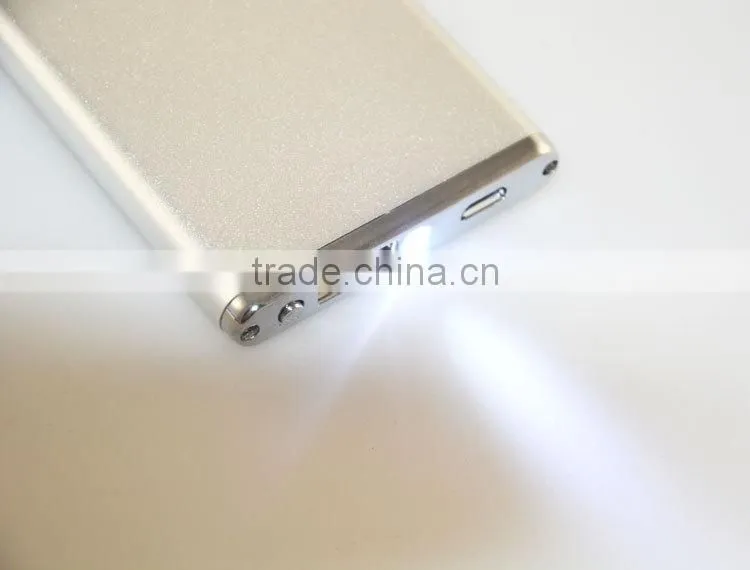 4000mAh LED 12 Voltage Power Bank Portable Charger