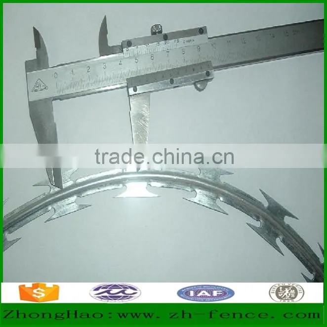 High quality low price outdoor using concertina razor barbed wire security fence