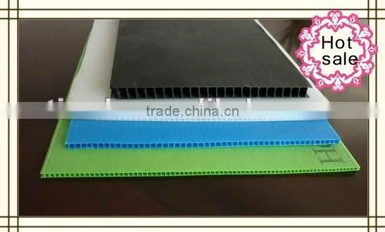 Foldable corrugated plastic box with printing