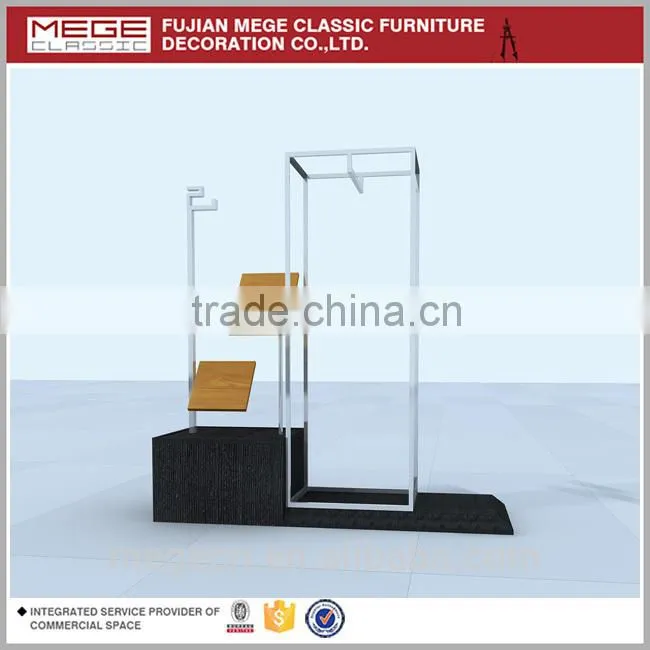 Metal hanging retail t-shirt display fixtures