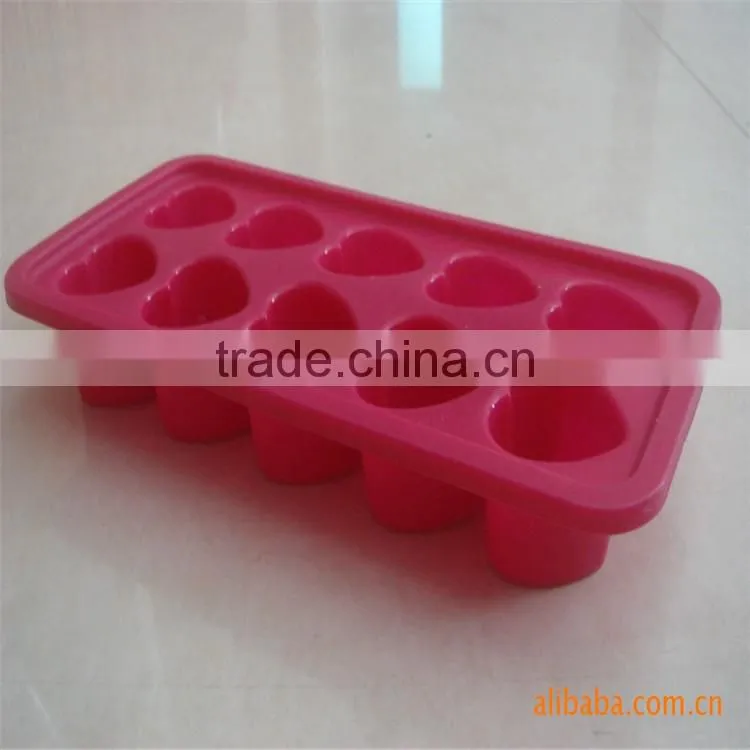 cute design food grade silicone ice cube tray and cake molds