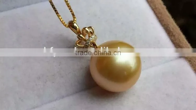 15-16 mm gold south sea pearl pendant