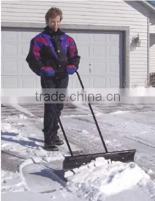 Snow Shovel w/wheels