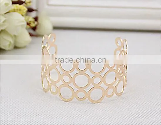 South Korean round hollow women bangles with gold plated
