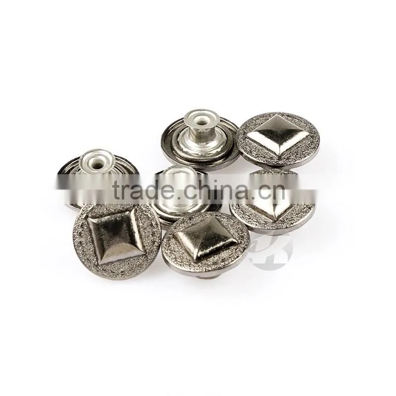Fashion Design Custom Metal Buttons For Coats