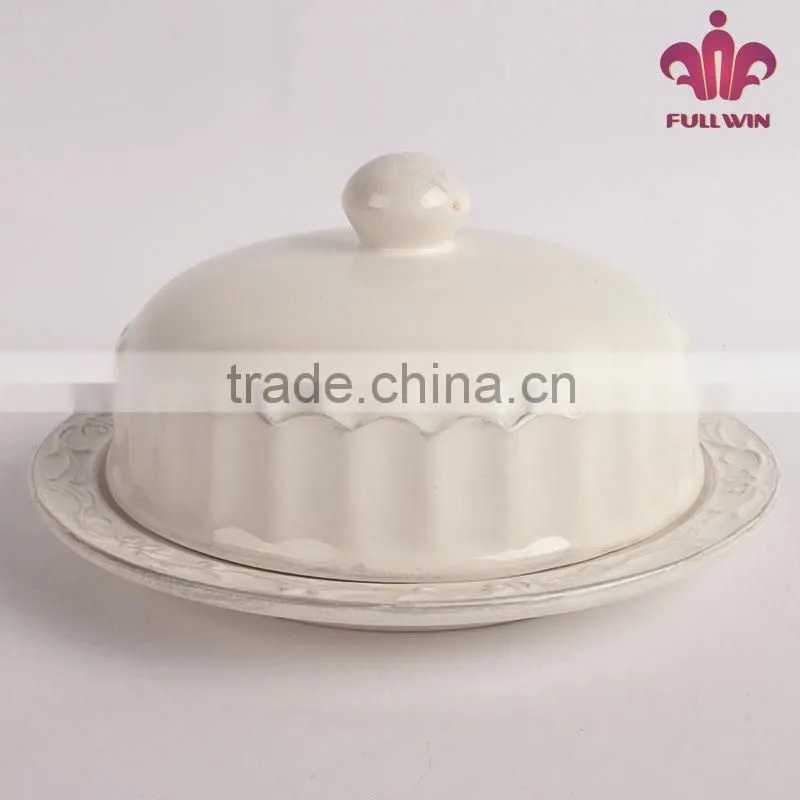 2014 Hot-selling White Ceramic Butter Dish with Lid