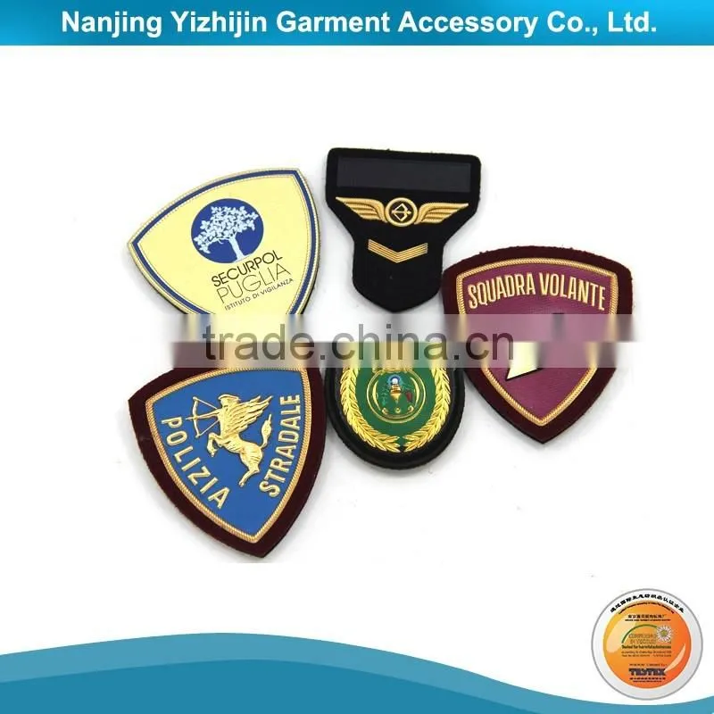 China Wholesale Custom Metal Lapel Pin Badge
