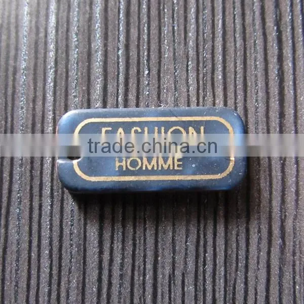 Common Use Fashion Resin Label