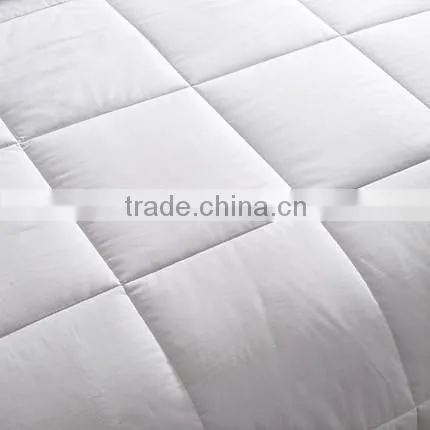 Wholesale Soft White 100% Polyester Hotel Quilts,Hotel Duvet Insert,Comforters