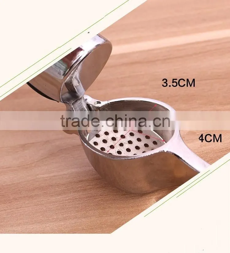 Kitchen multifunctional peel it manually pound garlic press-Zn alloy stainless pound garlic
