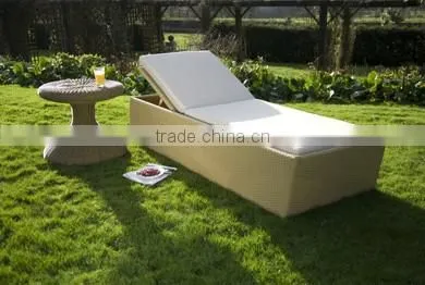 Outdoor Lounge Bed With 2 Years Warranty