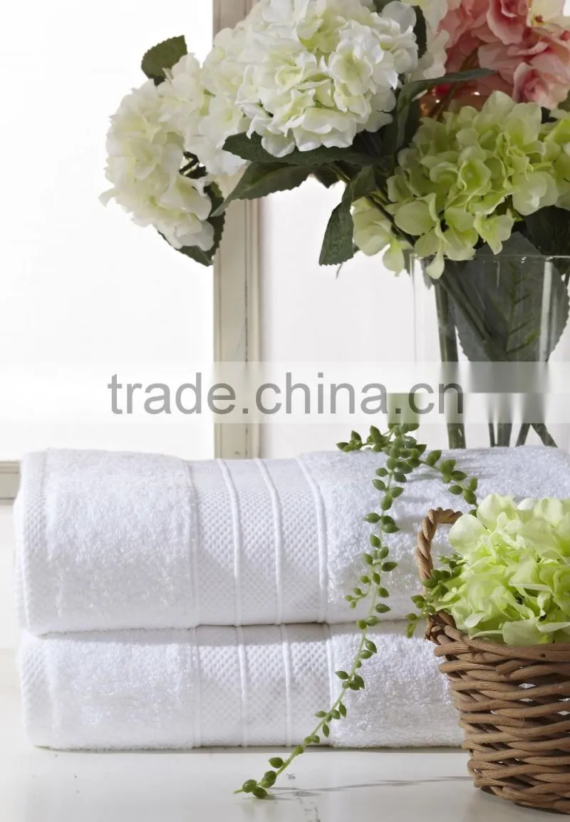Customized luxury Hotel jacquard dobby Towel wholesale