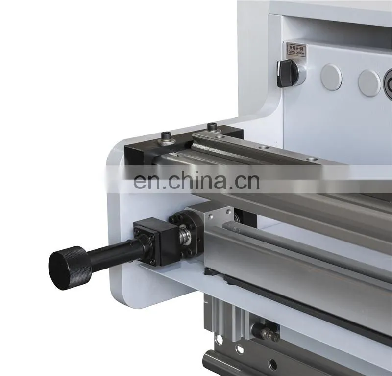 UTB650 Flexographic letterpress offset printing cylinder Photopolymer Plate Mounting Machine Mounter