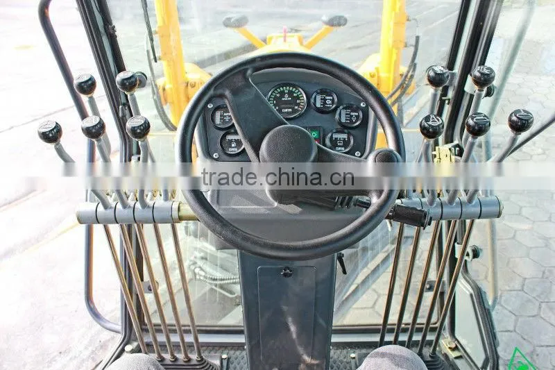 215HP XCMG 4WD Motor Grader GR215