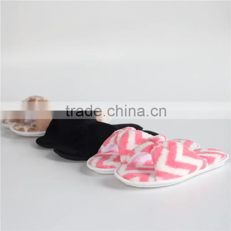 Women jacquard weave coral fleece indoor slipper
