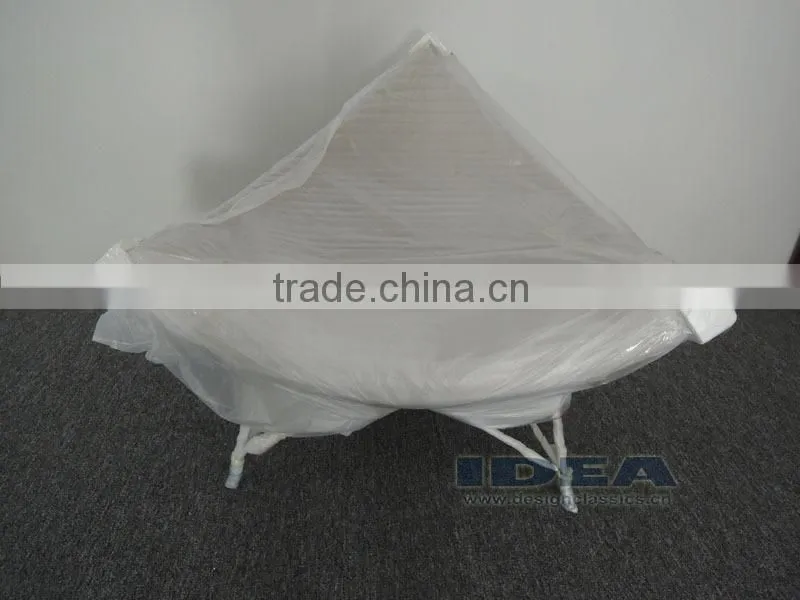 Replica Coconut Chair - White gloss fiberglass shell - Beige leather