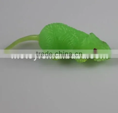 Green sticky mouse toy traps pads