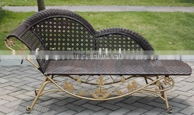 00 indoor furniture luxury elegant rattan royal sun chaise lounge chair YPS068