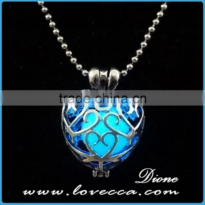 Gorgeous Glowing Jewelry Glow in the Dark Necklace