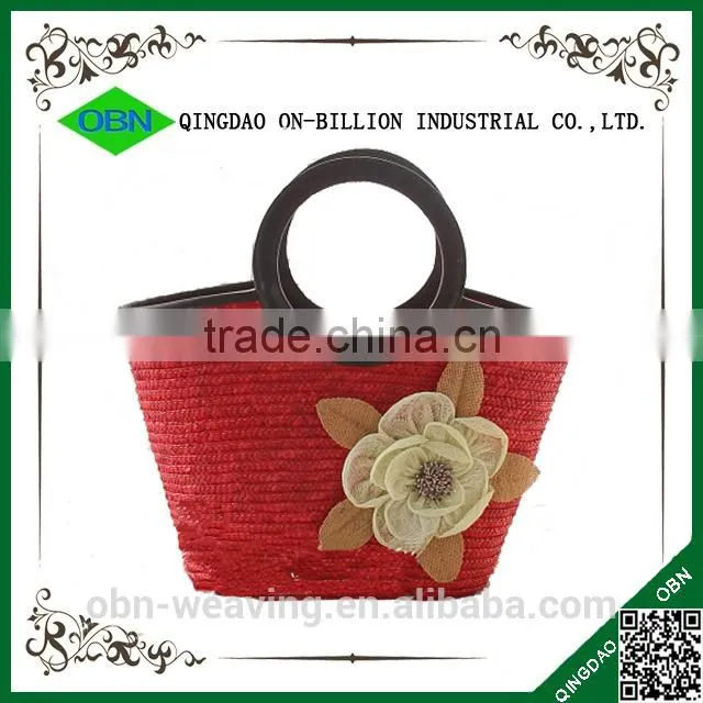 Tote straw handbag with decoration