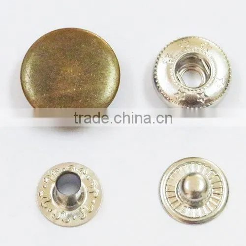 Snap buttons