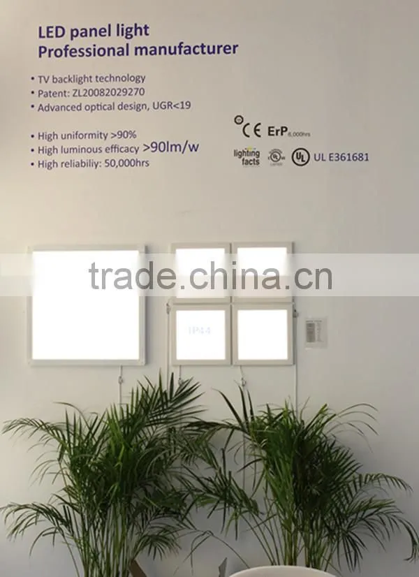 Surface mounted 9W IP44 Plastic LED Panel Light