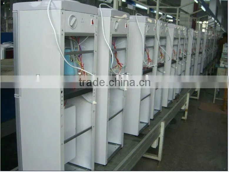 Standing hot and cold water dispenser