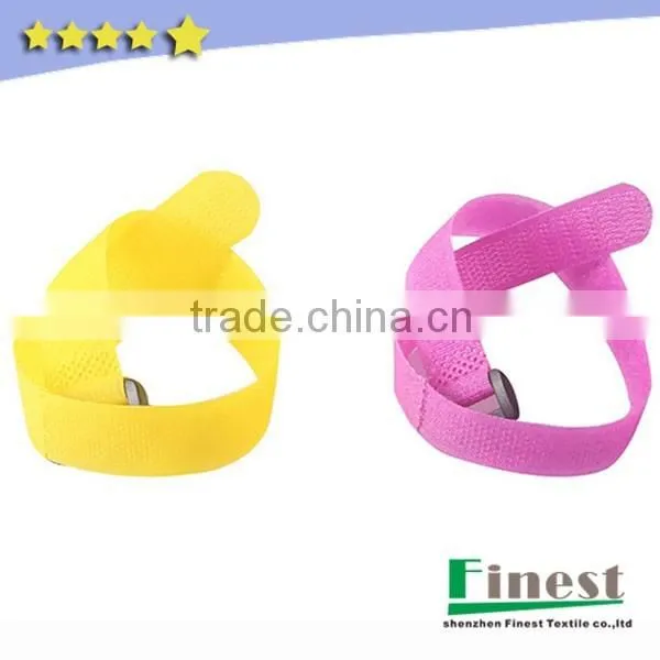 Nylon Material Hook and Loop Adjustable Strap with Buckle