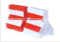 38kg Water filled red plastic barrier supplier
