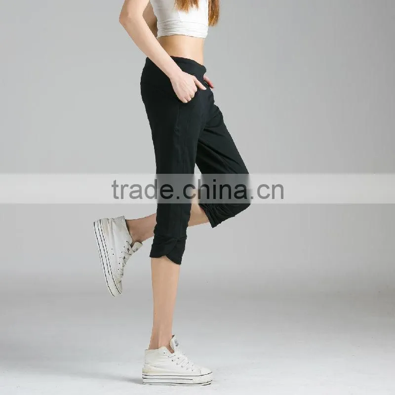 Womens High Quality Fitness Yoga Black Cropped Pants