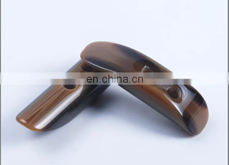Buffalo Horn Toggle Button Garments button Resin Button BP40524